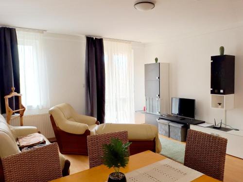 Bukfurdo Apartment | Sunset Green Apartman