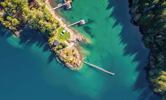 Sproat Lake Resort | Sunset Island Resort - The private island you can drive to