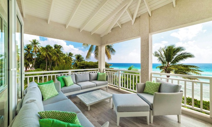 Hastings Apartment | Sunset Nook on the beach FF