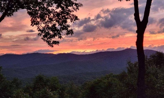 Blue Ridge Cabin | Sunset Overlook Of Blueridge