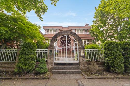 Sunset House | Sunset place