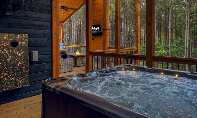 Pickens Cabin | Sunset Views + ATV Trails + Game Room + Bunk Bed Nook + Private Outdoor Living