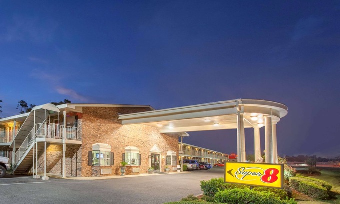 West Monroe Hotel | Super 8 by Wyndham Monroe West