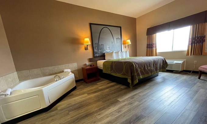 Rolla Hotel | Super 8 by Wyndham Rolla