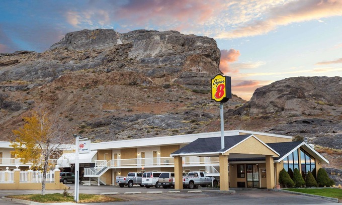 Wendover Hotel | Super 8 by Wyndham Wendover