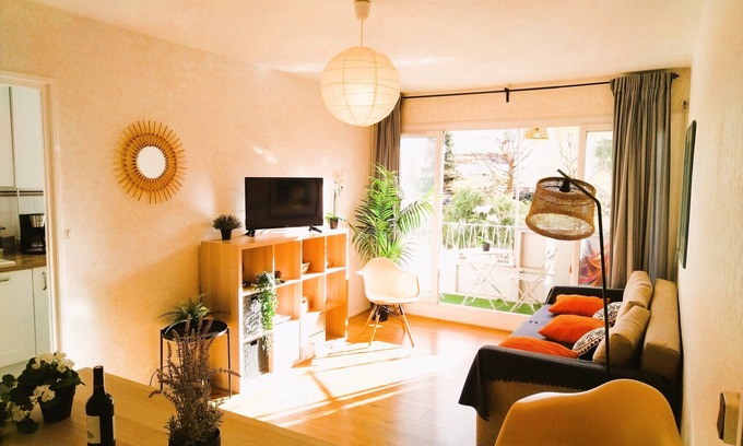 Transvaal Apartment | SUPER Appartement , 4 chambres ,95m² ,lumineux , très calme dans parc privé