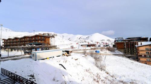 Kazbegi Apartment | Super Bright & Stylish Apartment In Gudauri - by Wehost