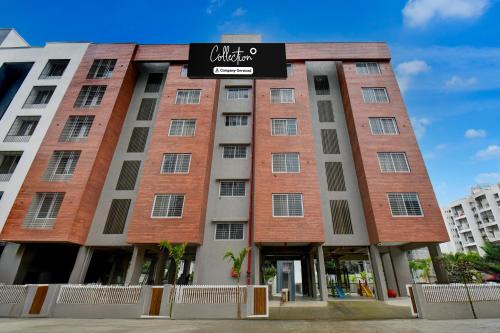 Pune Hotel | Super Collection O Katraj Bus Stop Formerly Indu Ville