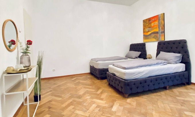 Schottenfeld Apartment | Super Comfy 1BR&1LR Apt, 7- Min to Westbahnhof