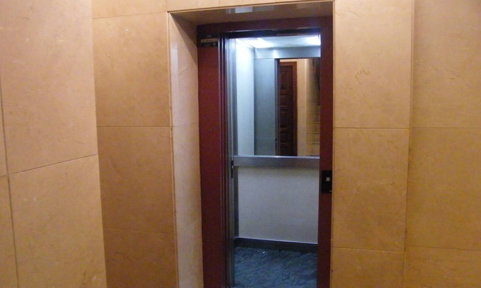 Chana Condo | SUPER FLOOR IN THE DOOR OF GRANADA