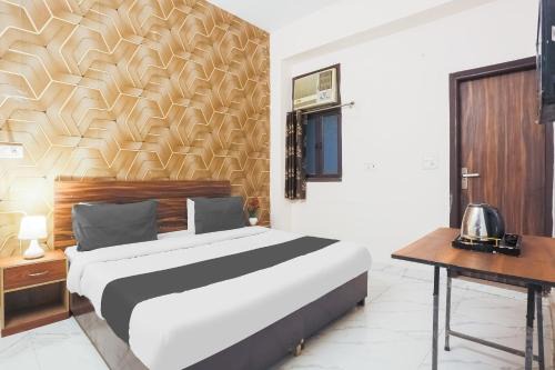 New Delhi Hotel | Super Hotel O Downtown Uttam Nagar formerly Town Plaza