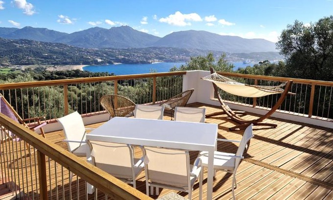 Vetricella Villa | Super villa idyllique & antique avec vue mer imprenable