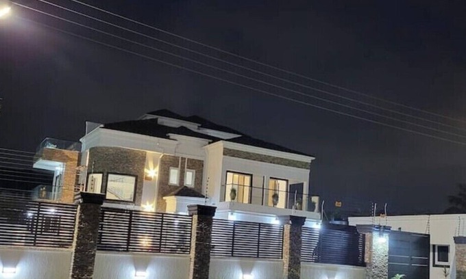 Kweiman House | Superb 4-bedroom house in Accra with AC and Swimming Pool