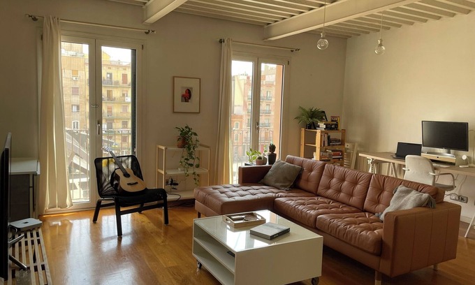 Barceloneta Apartment | Superb Brooklyn-Style Loft @ Barceloneta Beach