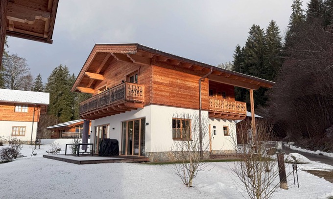 Haus Ski Chalet | Superb chalet surrounded by nature