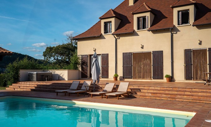 Cales Villa | Superb villa with private pool on the banks of the Dordogne