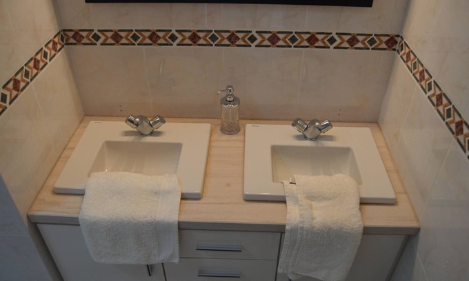 Abra Apartment | Superior 3 bed apartment in remote location to relax & explore Central Portugal