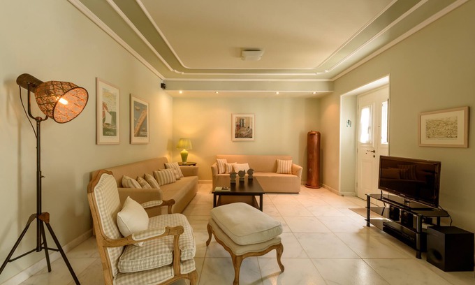 Hydra Apartment | Superior Apartment OLIVE