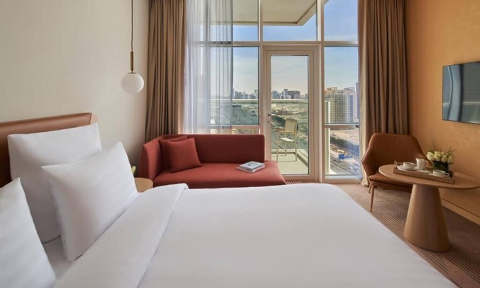 Jumeirah Village Triangle Apartment | Superior Room In Jvt near Triangle supermarket