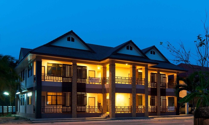 Trakan Phuet Phon Hotel | Suporn Lakeview Service APT & Homestay