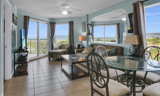 Treasure Island Condo | Surf Beach 406 - Luxury Corner Unit