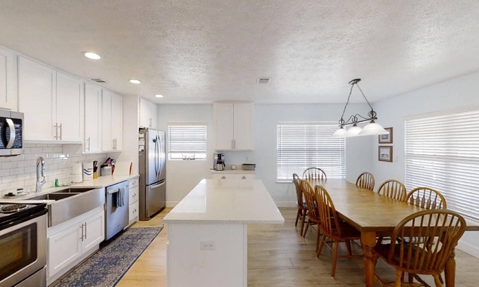 Surfcrest Village Cottage | Surf Crest 20 - 4 bedroom cottage with Ocean View from extended deck!