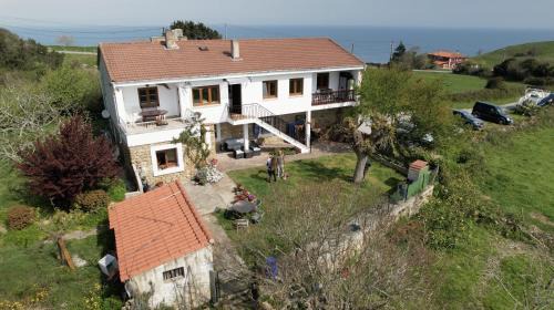 San Vicente de la Barquera Bed & Breakfast | Surf House Sanvi