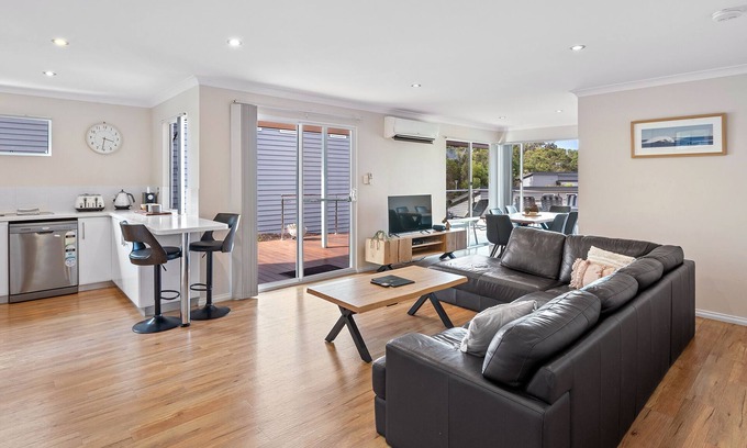 Dunsborough House | Surf's Up @ Cape Villas