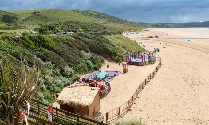 Woolacombe House | Surf View