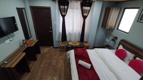 Darjeeling Hotel | SVR INN