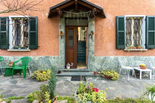 Dongo Apartment | Sweet Honey Home by Halldis