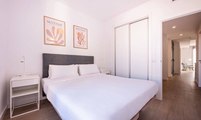 Gothic Quarter Apartment | Sweett | Harmony Central 502