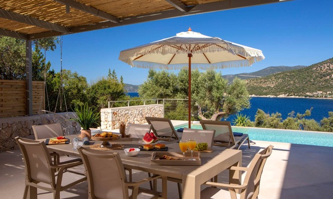 Evgiros Villa | Sykies Seaside Villas-Villa Mironi