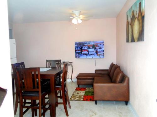 Jennings House | Sylmars Apartment Home