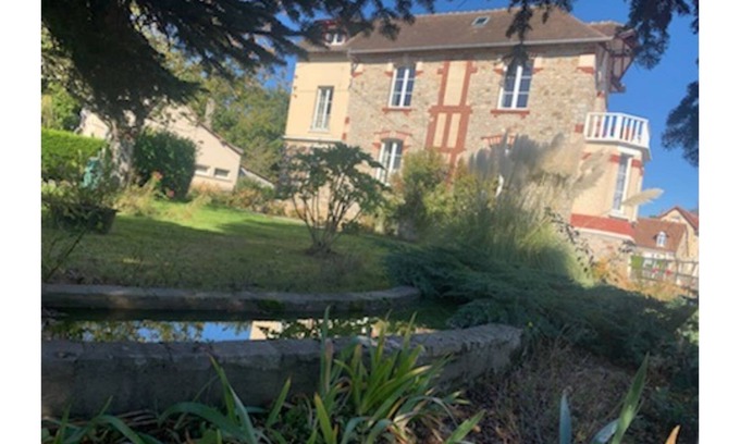 Bagnoles-de-l'Orne Apartment | T1 Cozy n'est under the roof