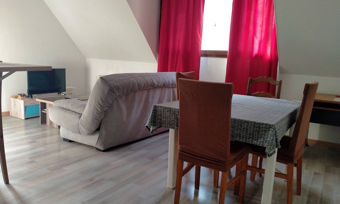 Saint-Jean-de-Maurienne Apartment | T1 PLEIN CENTER SAINT DE MAURIENNE EN SAVOIE