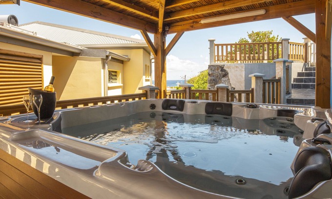 Petite-ÃŽle Apartment | T2 - 66m2 - Résidence Georgette ☆