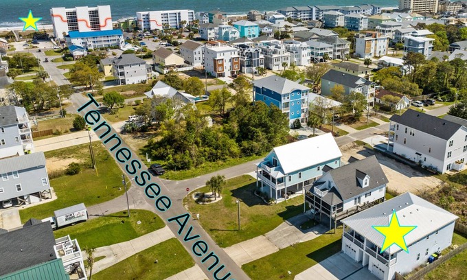 Wilmington Beach House | T2 Carolina Beach House (3 blocks from the beach)