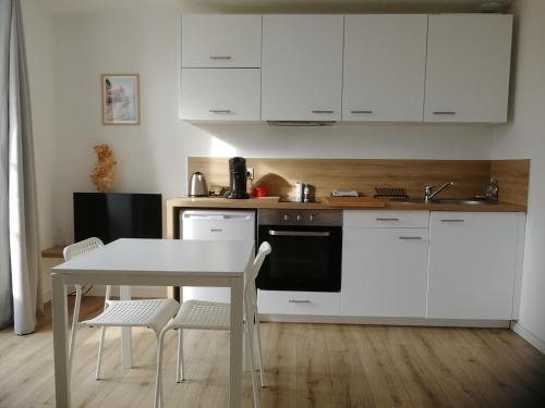 Segre Apartment | T2 lumineux - Segré hyper Centre - Wifi - Netflix