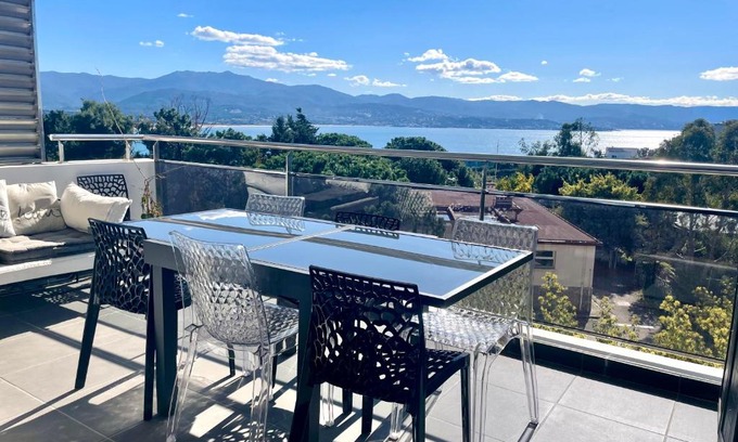 Le Ricanto Apartment | T2 VUE MER - ENTREE DE VILLE