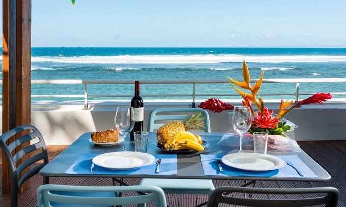 Saint-Pierre Apartment | T2A Jardin du Lagon apartment of 34m2 on the ground floor with garden at the edge of the lagoon