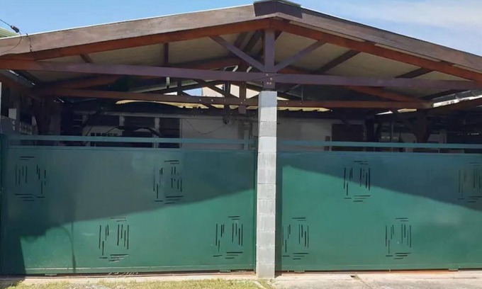 Cayenne House | T4 OF WHICH OFFICE IDEAL FOR MEDIUM-TERM MISSIONS ADAPTABLE RENT