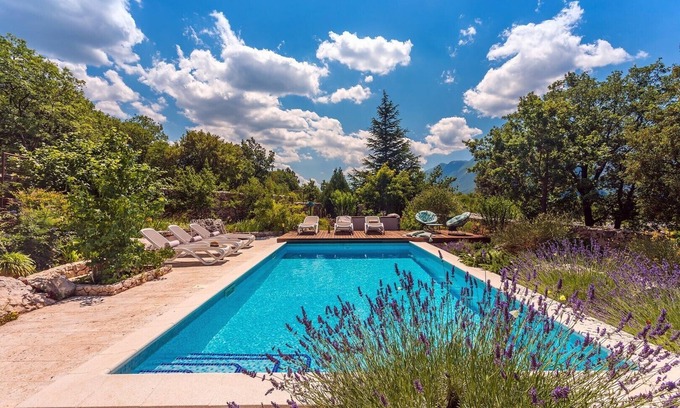 Sestanovac Villa | Tajina Kuca, Villa for 6 people with a botanical garden, 32 sqm heated pool with hydro massage, playground, 2 bedrooms, 2 bathrooms
