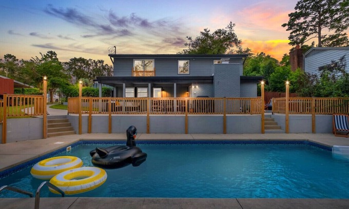 Tallahassee House | TAL Getaway|POOL |7 Mins to FSU