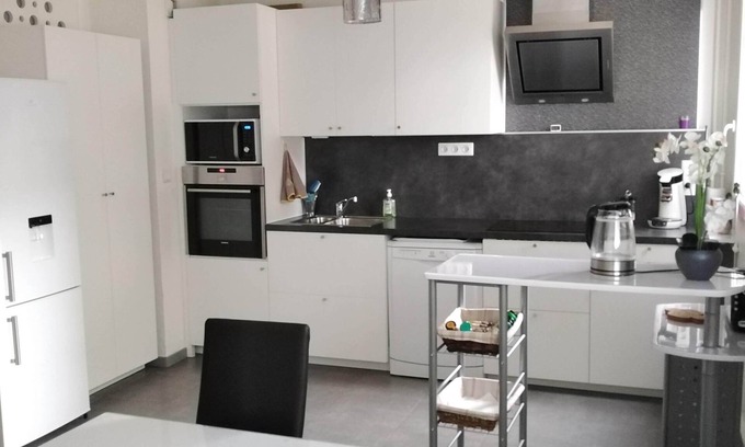 Talence Apartment | Talence Very nice apartment T3 with 2 bedrooms on ground floor Fiber and WIFI