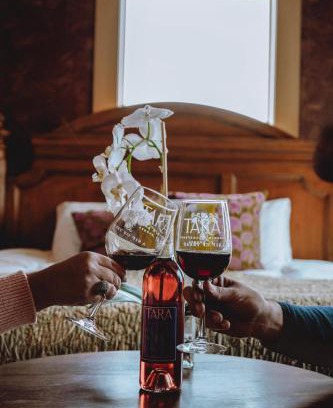 Athens Bed & Breakfast | Tara Vineyard & Winery Estate