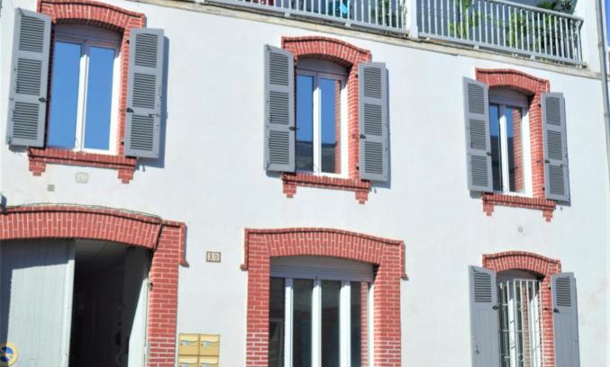 Tarbes Apartment | Tarbes Immeuble résidentiel labelisé et classé Proche des Halles Marcadieu et Brauhauban et du Parc des expositions - Appartements Appaloosa T2 Rdc et Pyrénéa T2 au 1er étage avec terrasse couverte -Parking gratuit-