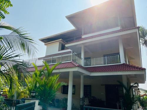 Adyar House | Tauro's Haven Homestay - Charming 3BHK, 4Bath Home