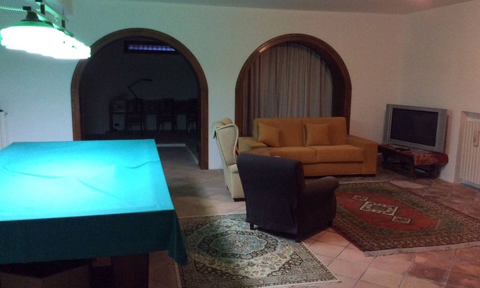 Castromediano Villa | Tavern in villa 3 km from the city center and 10km from the Melendugno marines.