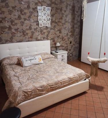 Portico di Caserta Apartment | taverna delle meraviglie esmeralda